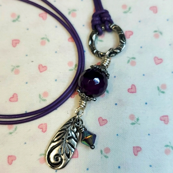 **PRICE DROP**Purple Leather Necklace! - Picture 2 of 4